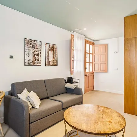 Limehome Calle Pozanco * Córdoba
