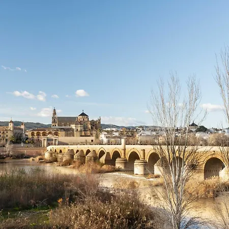 公寓 Limehome Calle Pozanco - Center